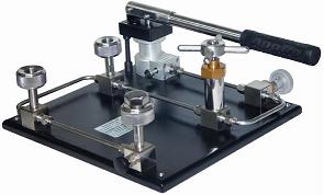 ZQ-YFT-2000臺式氣壓壓力泵